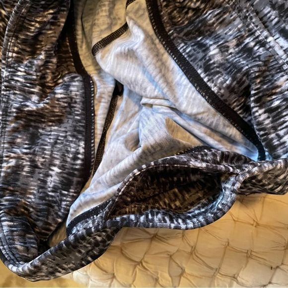 Calvin Klein Performance Quick Dry Pants - Picture 2 of 10